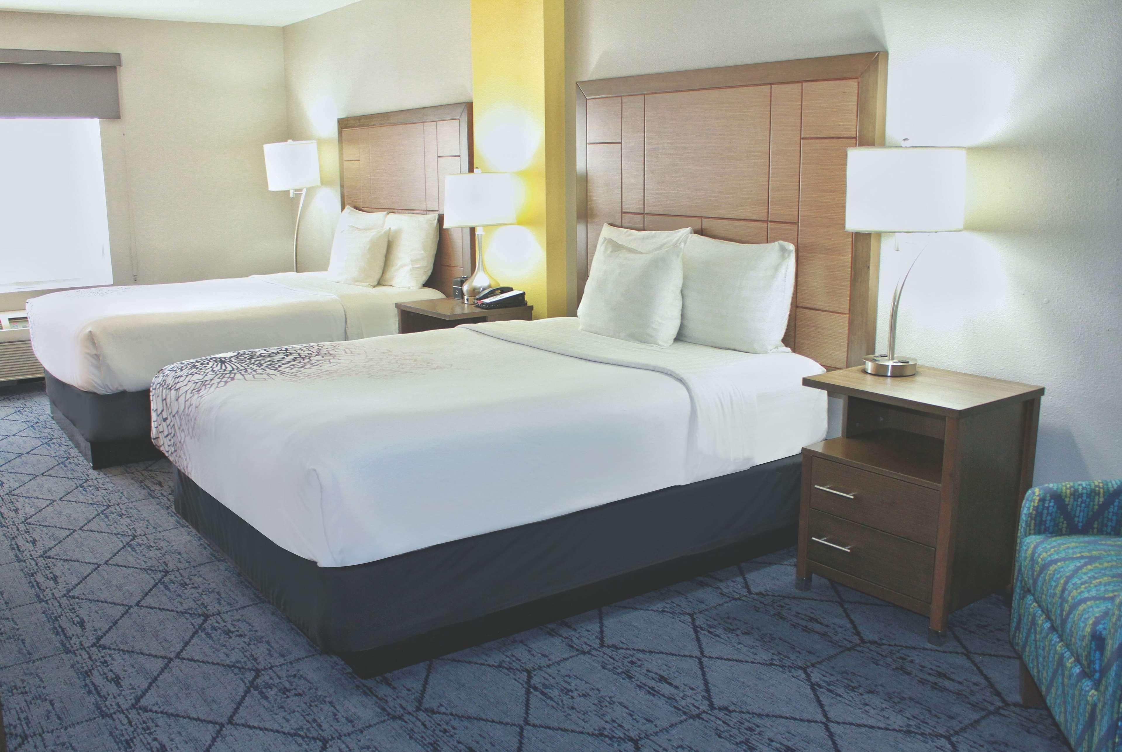 La Quinta By Wyndham Ne Long Beach/Cypress Hawaiian Gardens Eksteriør bilde