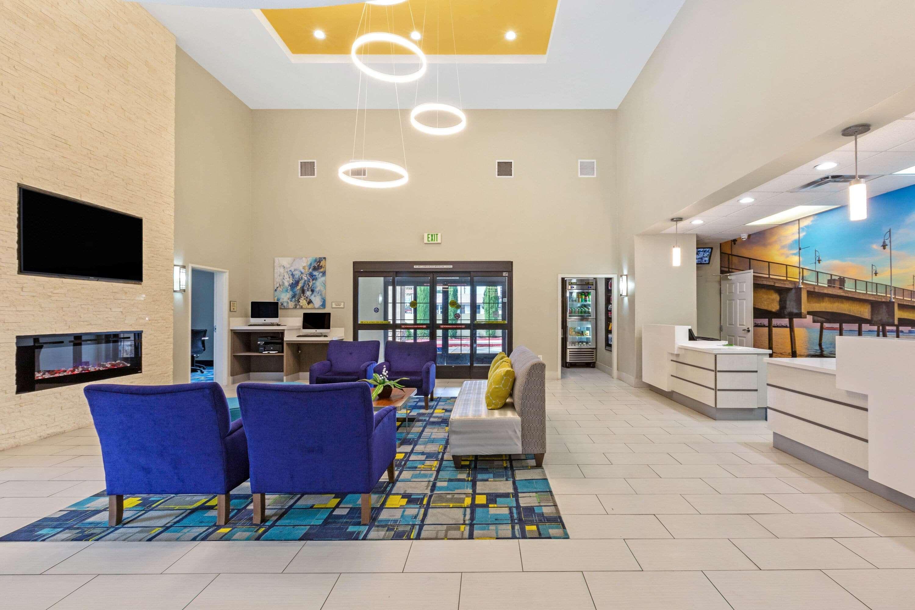 La Quinta By Wyndham Ne Long Beach/Cypress Hawaiian Gardens Eksteriør bilde