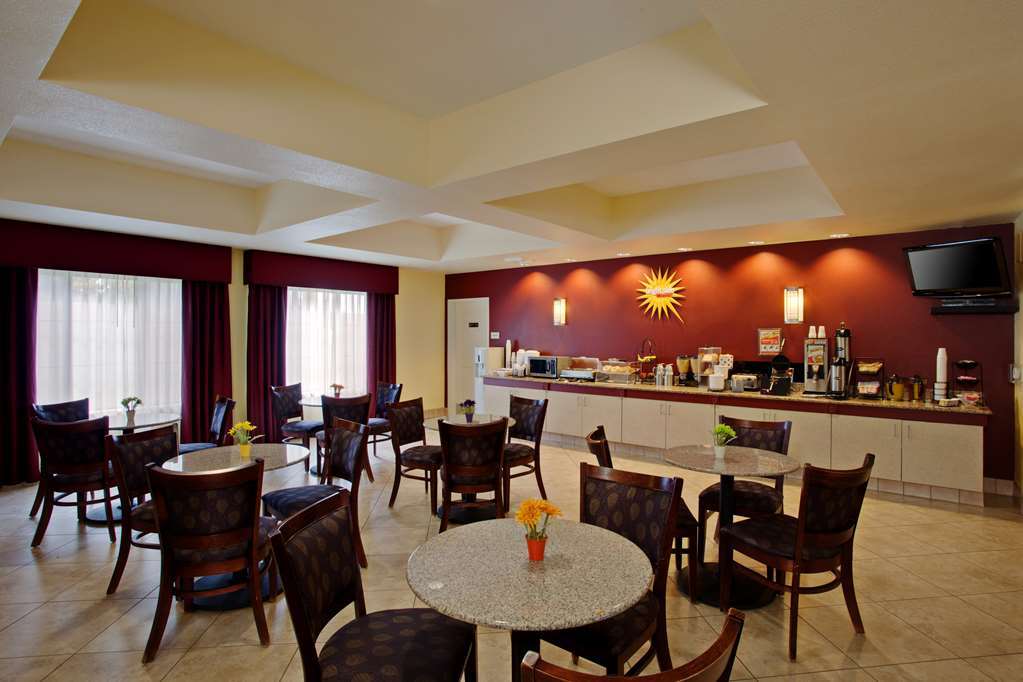 La Quinta By Wyndham Ne Long Beach/Cypress Hawaiian Gardens Restaurant bilde